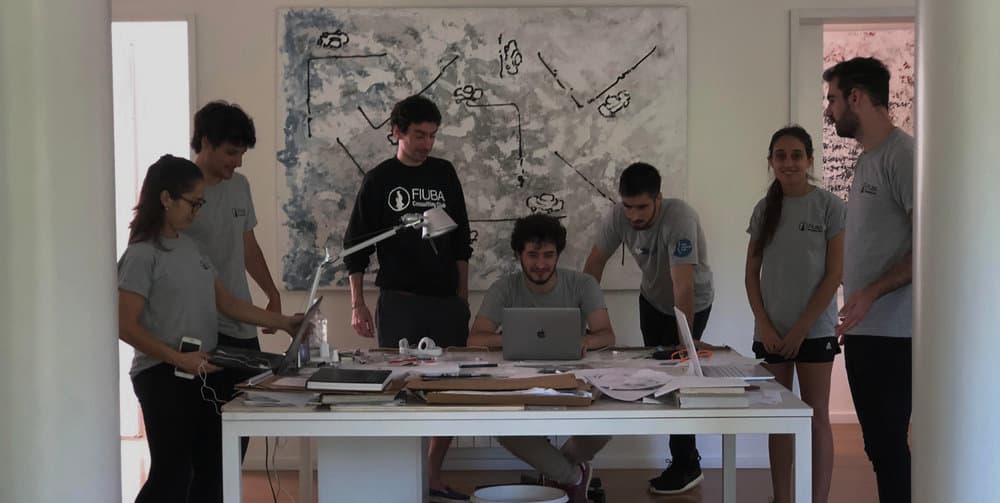 Equipo del Innolab trabajando en un proyecto